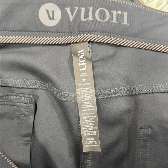 Vuori Men's The Rise The Shine Performance Pants - Charcoal Grey (V431) - Picture 6 of 11
